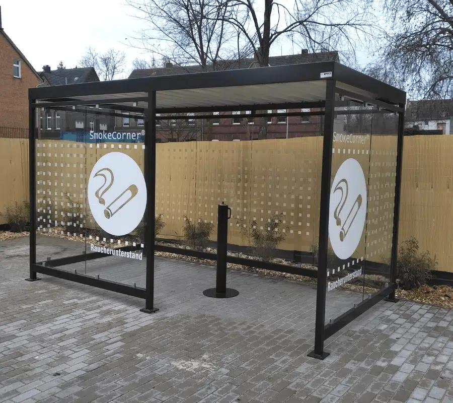 Raucherunterstand mit Überdachung aus Metall für 10 Raucher